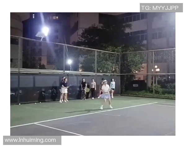 深圳网球队荣登全国网球团队协作排行榜第十名展现实力与团结精神 深圳网球队荣登全国网球团队协作排行榜第十名展现实力与团结精神