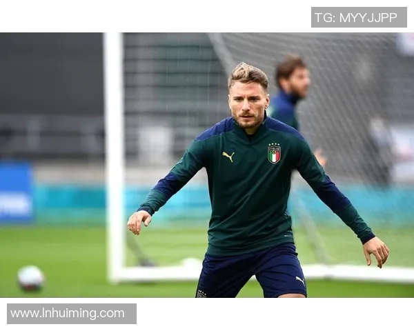 意大利足球明星的辉煌历程与成就全景介绍 意大利足球明星的辉煌历程与成就全景介绍