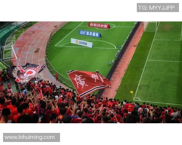 武汉足球队的辉煌征程与邀请赛的精彩瞬间全景回顾 武汉足球队的辉煌征程与邀请赛的精彩瞬间全景回顾