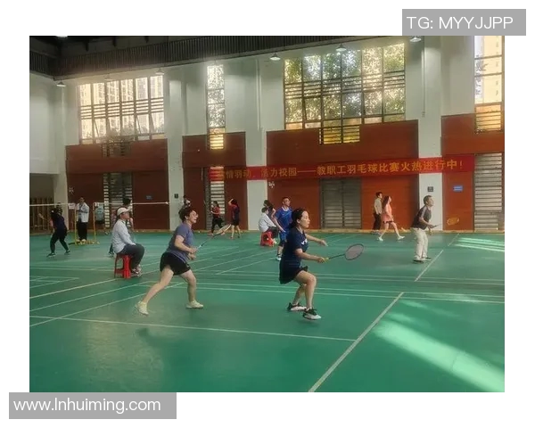 杭州羽毛球队荣登全国羽毛球状态排行榜第四名展现强劲实力 杭州羽毛球队荣登全国羽毛球状态排行榜第四名展现强劲实力