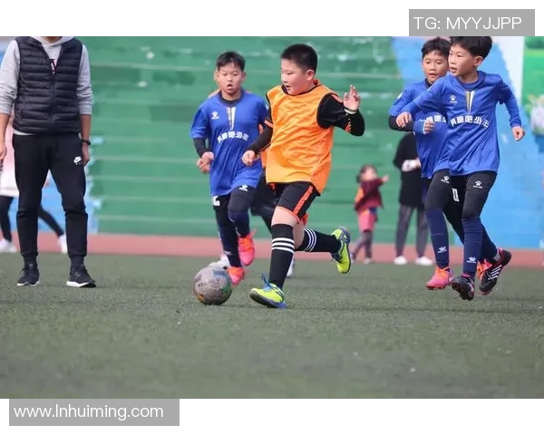 沈阳飞跃足球:奋勇拼搏再创辉煌,助力城市足球梦想腾飞 沈阳飞跃足球:奋勇拼搏再创辉煌,助力城市足球梦想腾飞